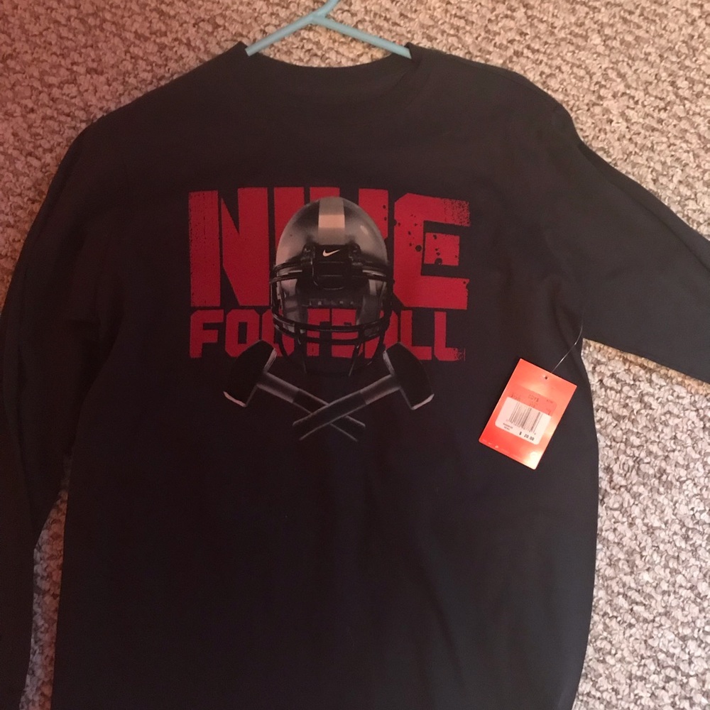 Nike tshirt - boys large